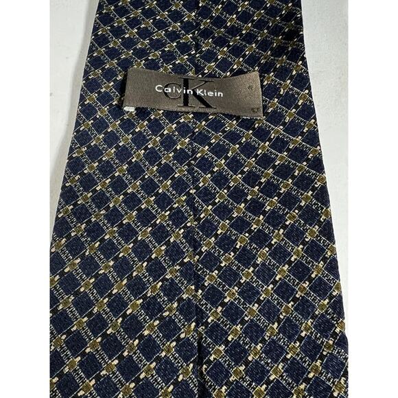 Calvin Klein Necktie Tie Silk Vintage Navy Blue Textured Small Check Pattern - Picture 4 of 11